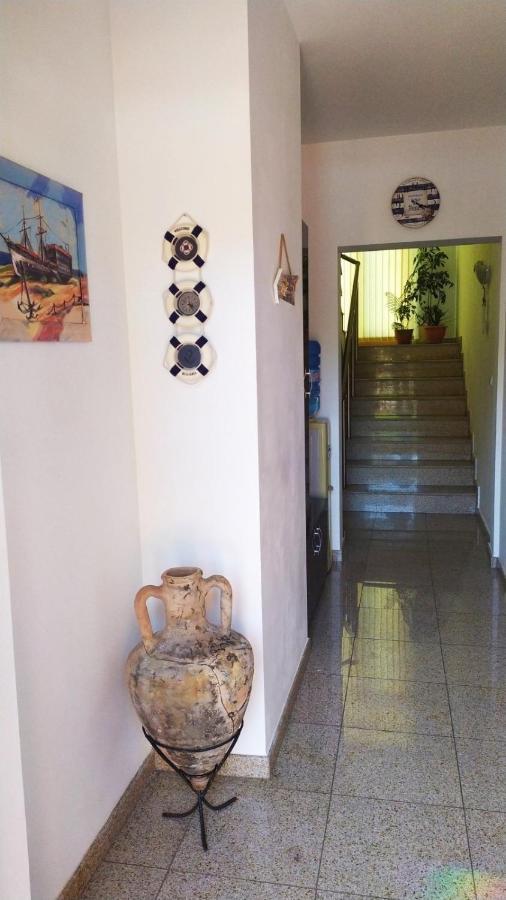 Adri Guest House เนเซบาร์ ภายนอก รูปภาพ